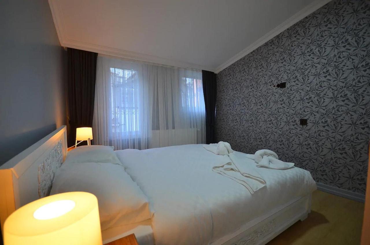 Downtown Two-Bedrom Apartment Tiflis Exterior foto